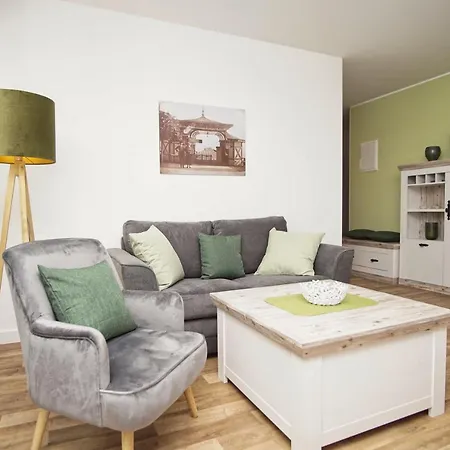 Terrasse, Gratis Nutzung Vom Ahoi Erlebnisbad Und Sauna In Sellin - Karola 02