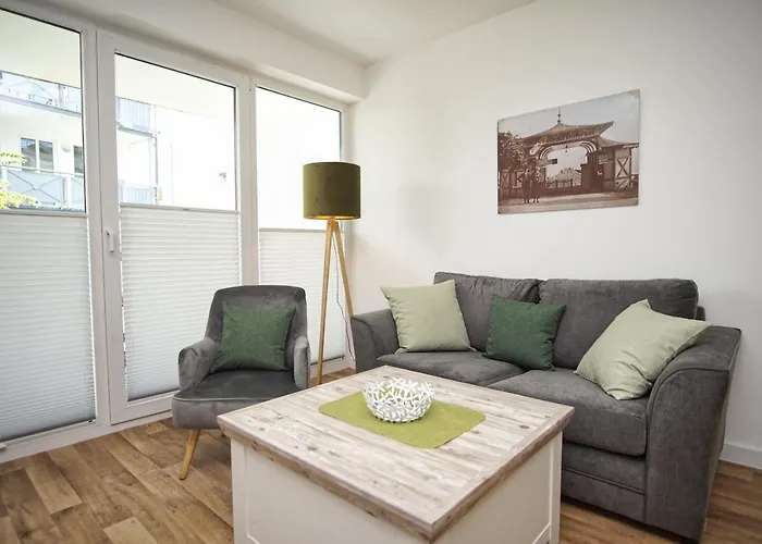 Terrasse, Gratis Nutzung Vom Ahoi Erlebnisbad Und Sauna In Sellin - Karola 02 * Goehren (Ruegen)