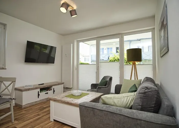 Terrasse, Gratis Nutzung Vom Ahoi Erlebnisbad Und Sauna In Sellin - Karola 02