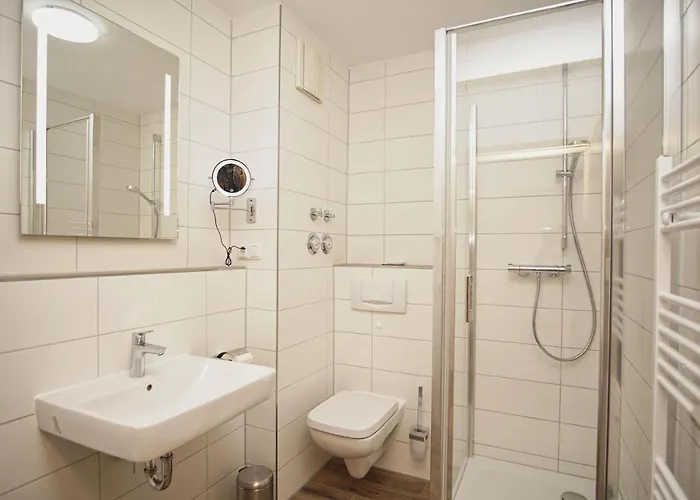Appartement Terrasse, Gratis Nutzung Vom Ahoi Erlebnisbad Und Sauna In Sellin - Karola 02